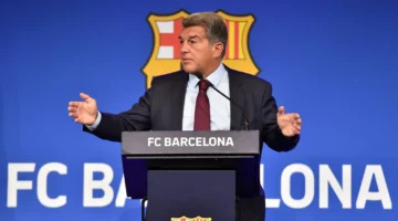 تحركات فيكتور فونت.. منافس لابورتا يستغل مواجهة أتلتيكو مدريد لكشف أزمات برشلونة المالية